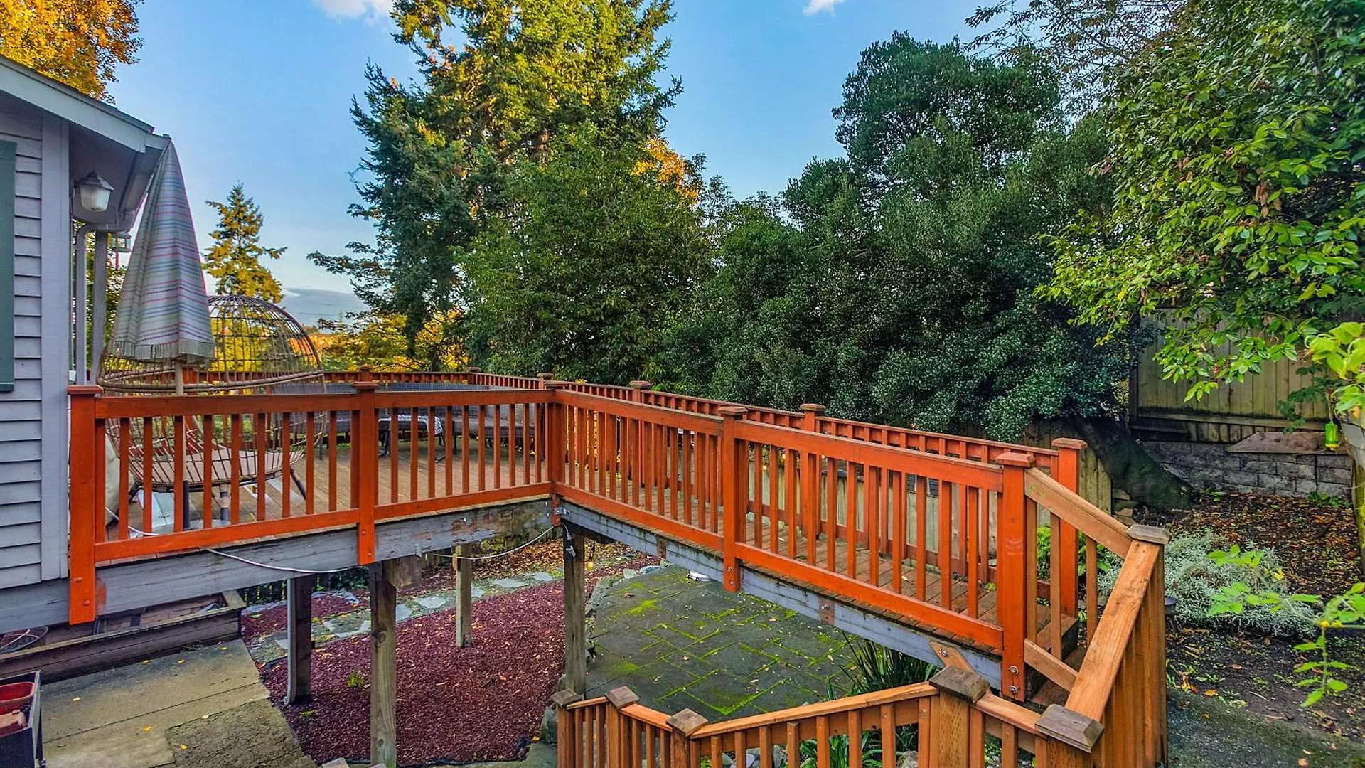 The Green Lake Firefly Lodge Seattle