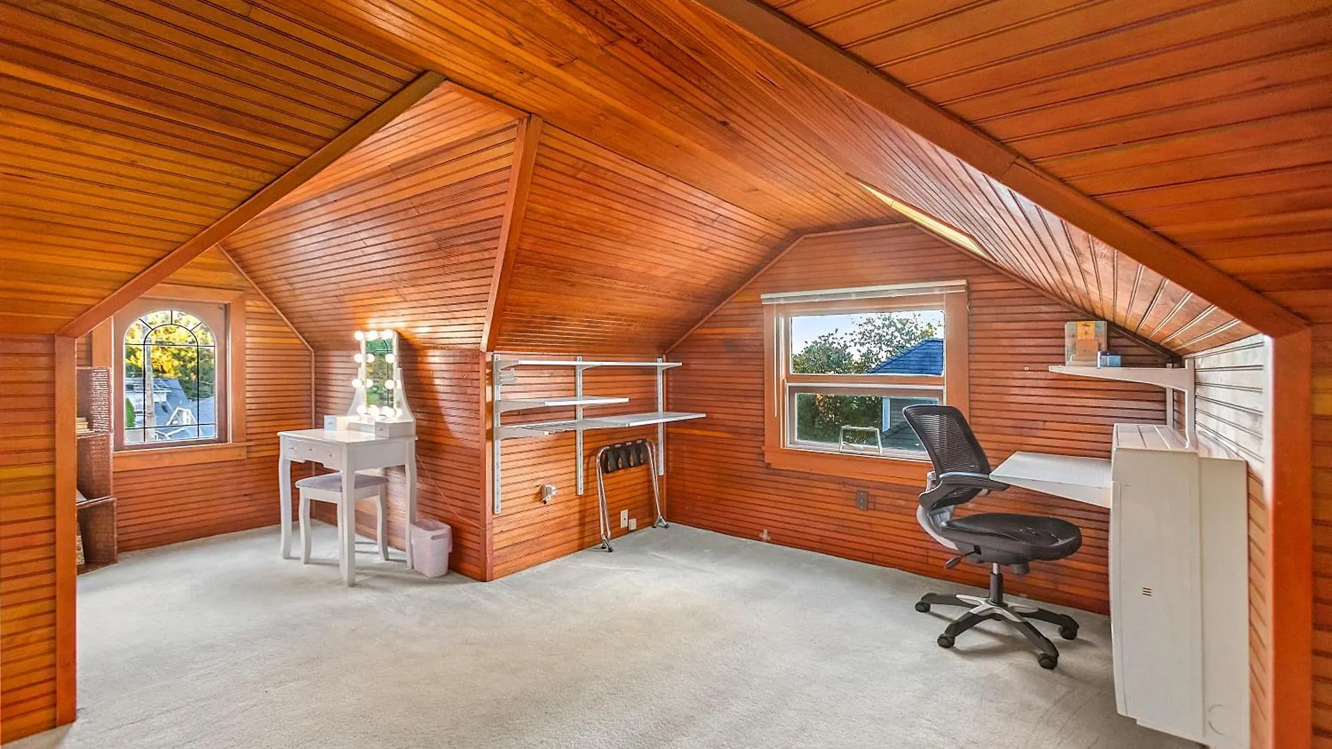 The Green Lake Firefly Lodge Seattle Apartment