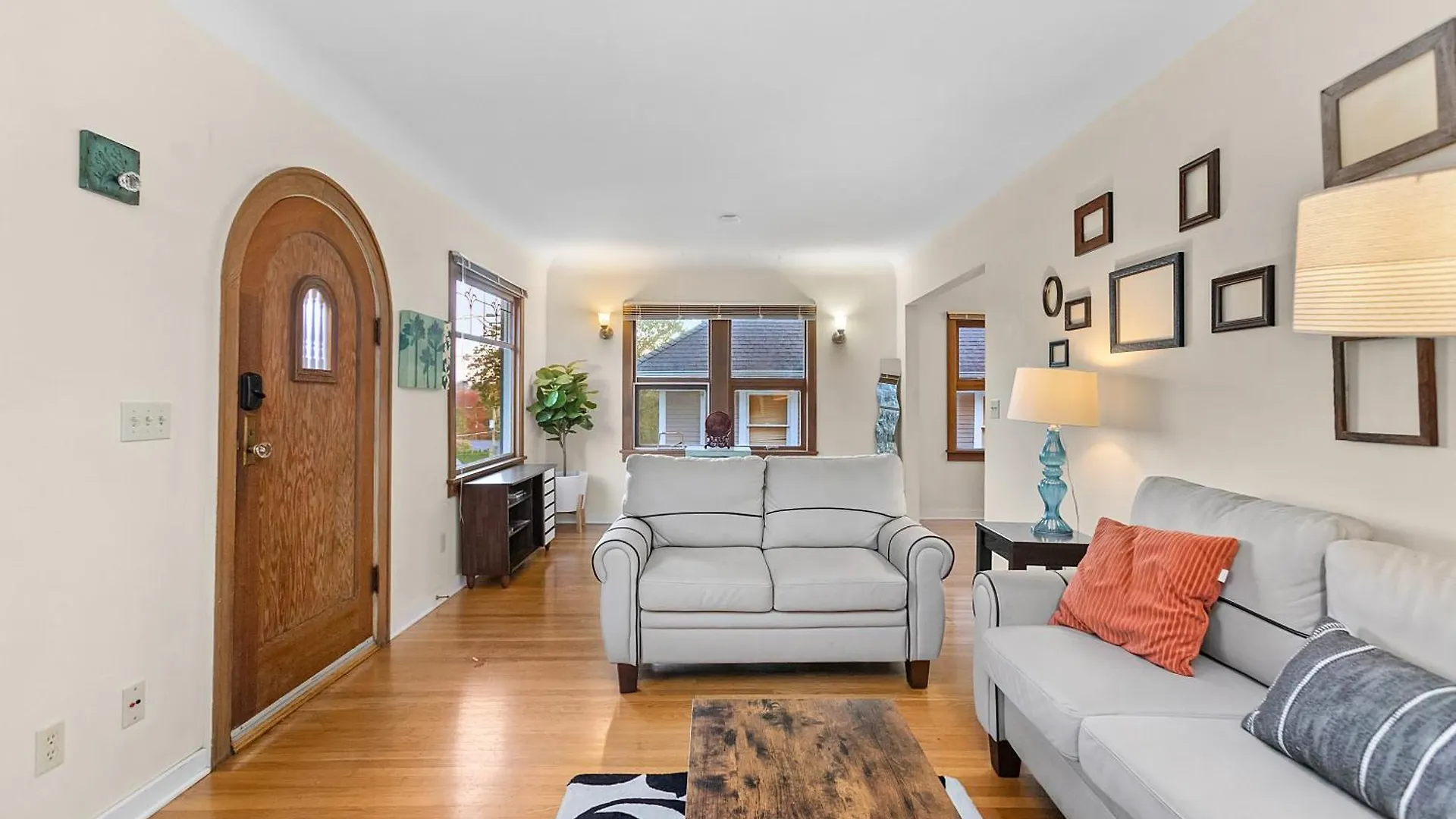 The Green Lake Firefly Lodge Seattle Apartment